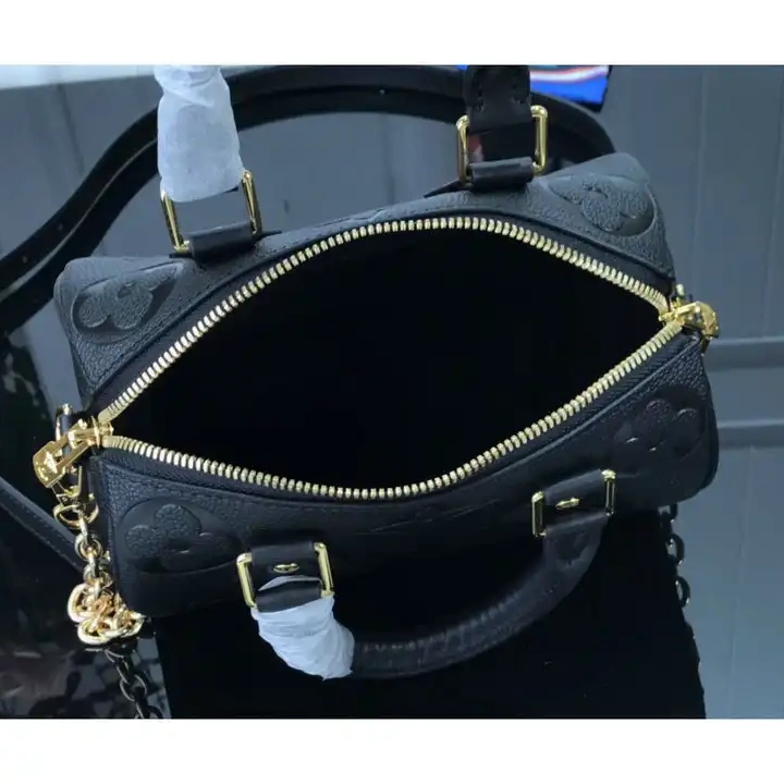 Fashionrepsfam ru LV 2111FY0057 Bags 0813